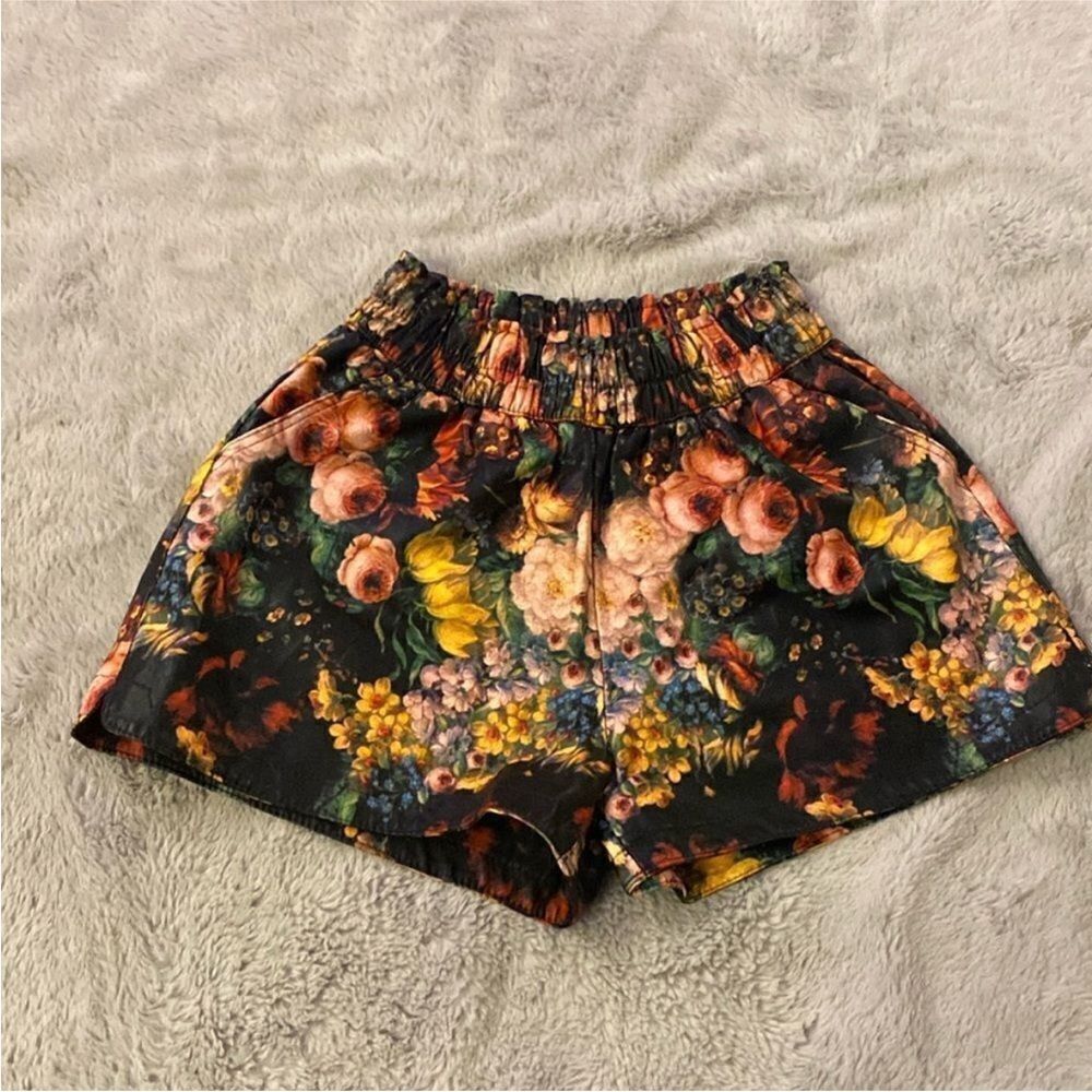 Beulah faux leather Floral Women's Shorts, S-M